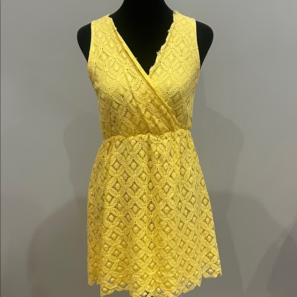 Yellow Lace Sleeveless Wrap Dress small